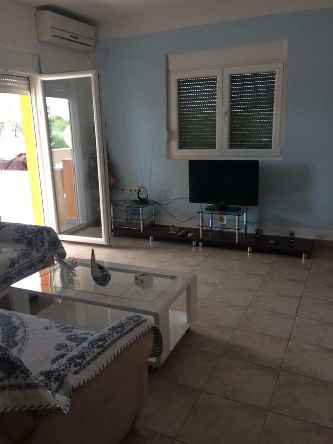 Apartmani Livk Debeljak Екстериор снимка